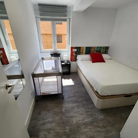 Piso Centrico, Cerca De Hospitales Y Centro. * León