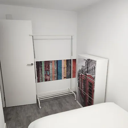 Piso Centrico, Cerca De Hospitales Y Centro. * ليون